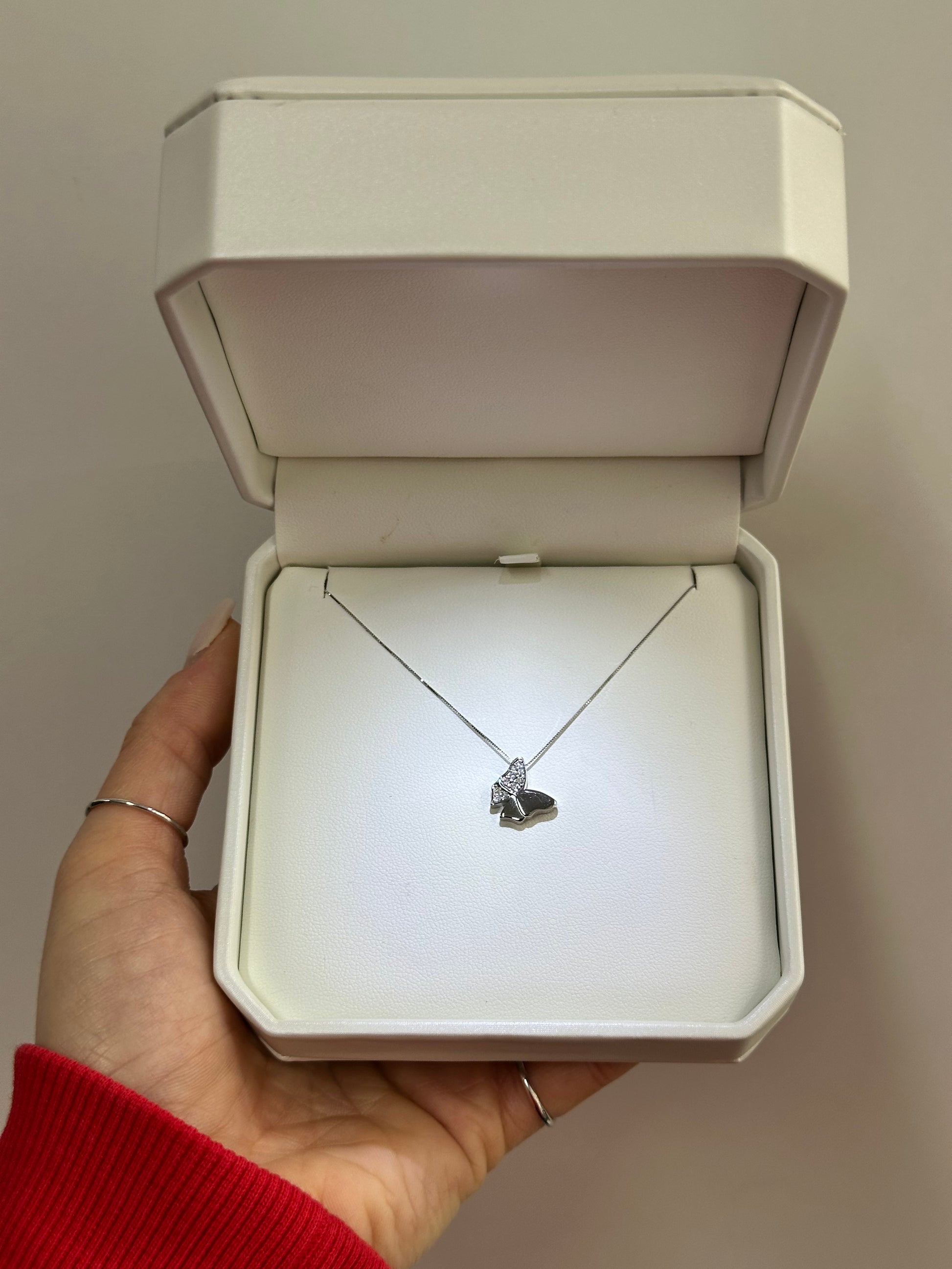 COLLANA FARFALLA IN ORO 18KT CON DIAMANTI