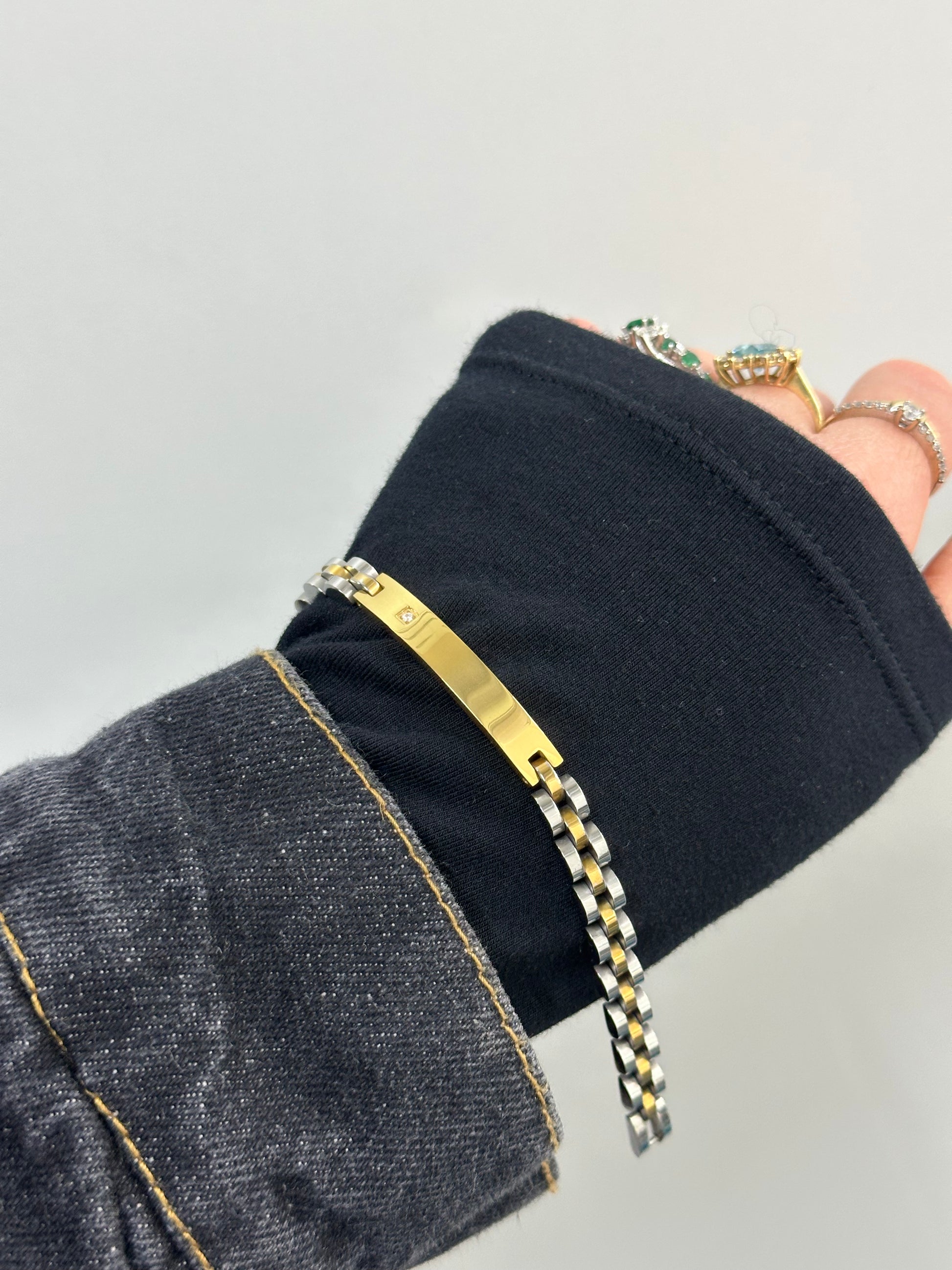 BRACCIALE TARGA IN ACCIAIO CON ZIRCONE