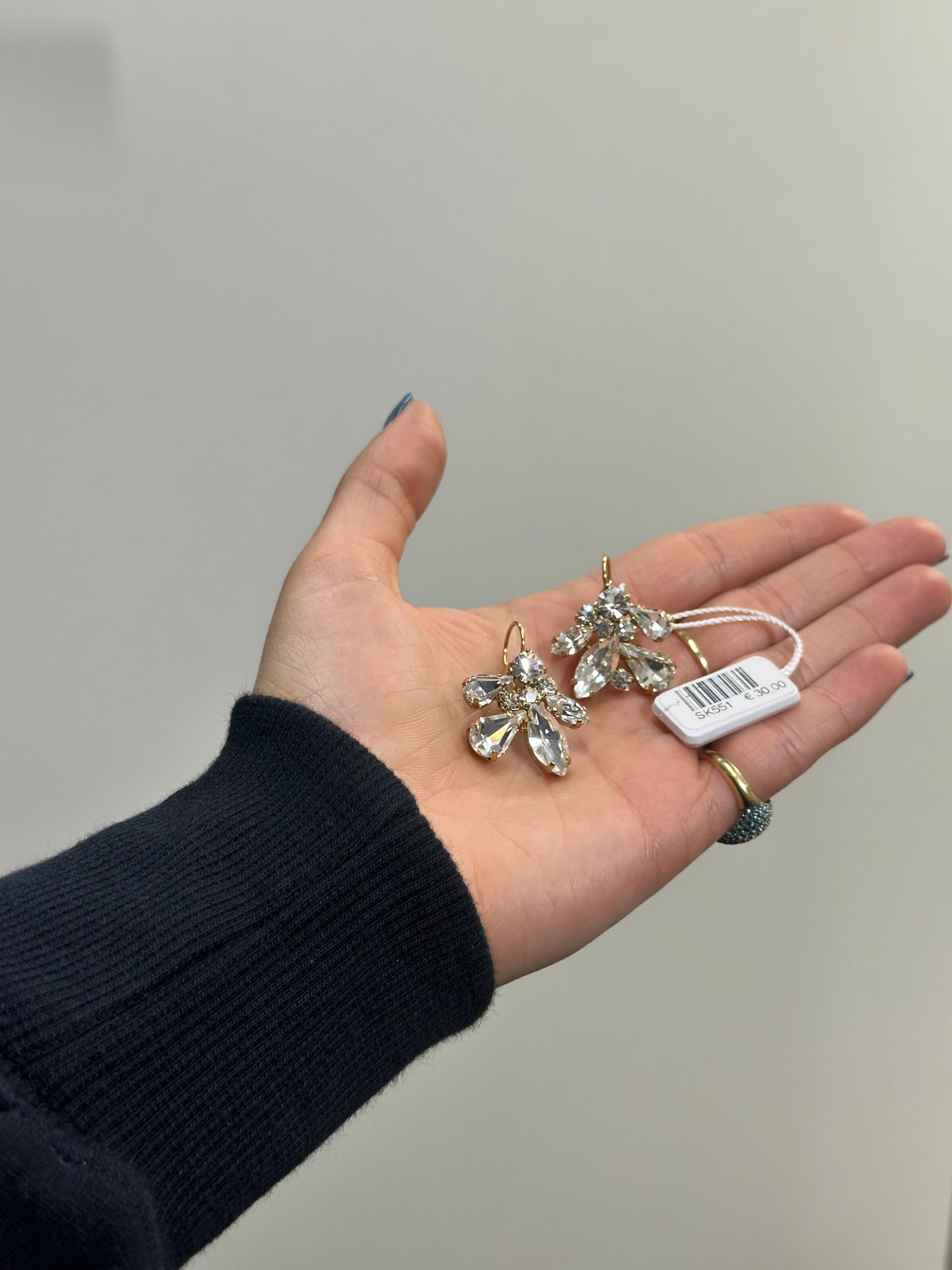 ORECCHINI SAKI PIETRE BIANCHE