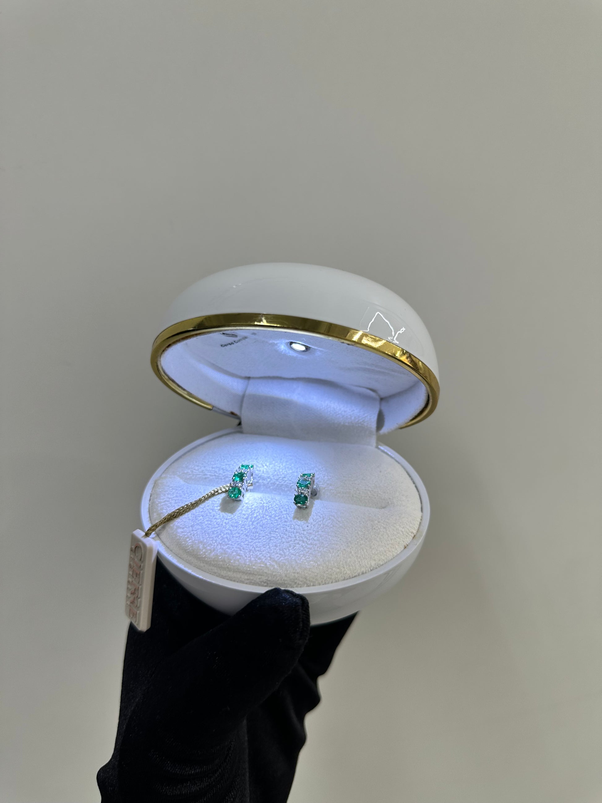 ORECCHINI CON DIAMANTI E SMERALDI ORO 18KT