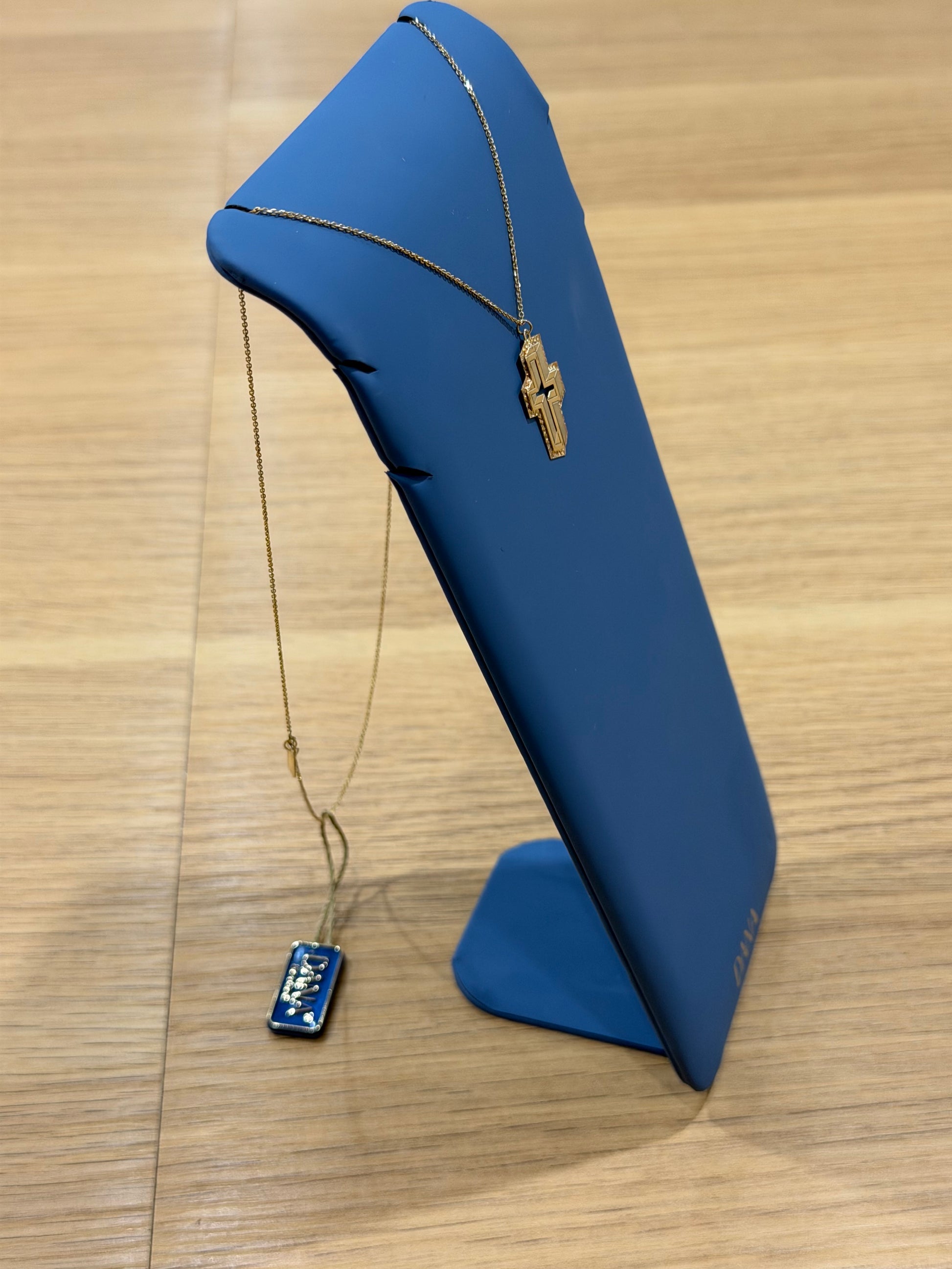 COLLANA CROCE 3D ORO 9 CARATI