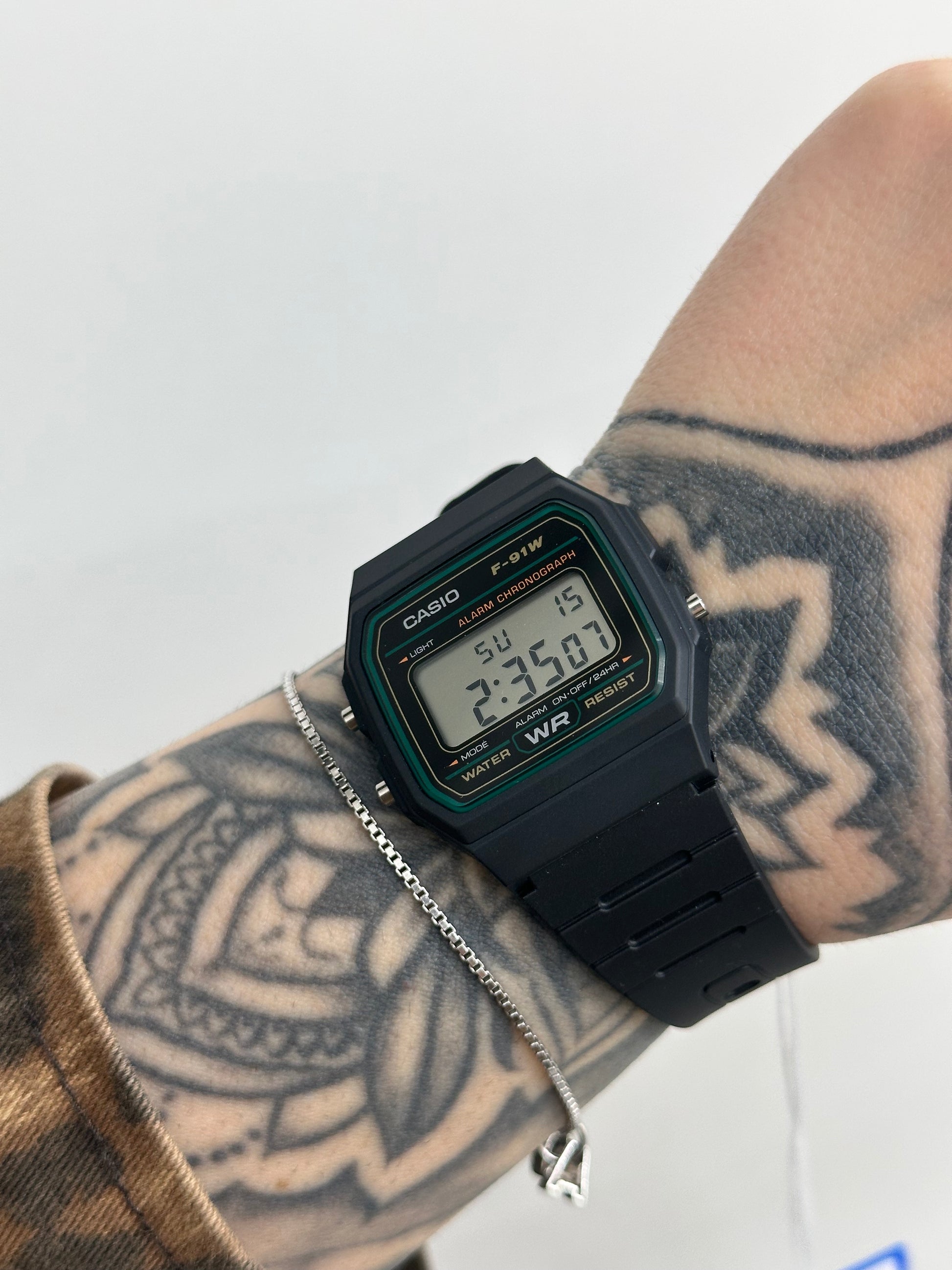 OROLOGIO CASIO TOTAL BLACK GHIERA COLORATA