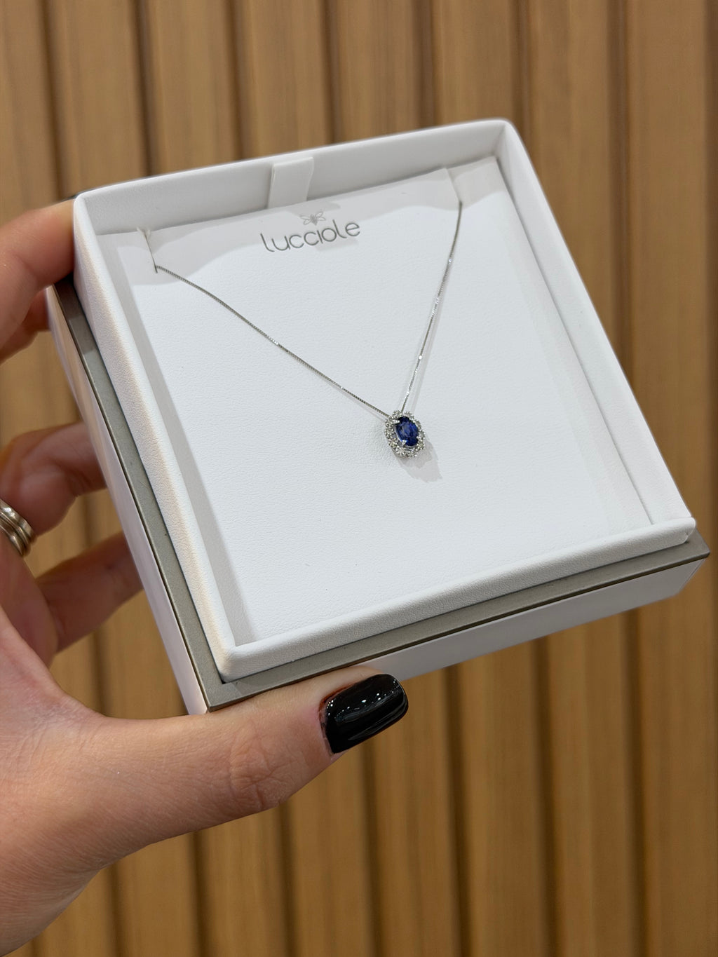 COLLANA KATE ORO 18KT CON DIAMANTI E ZAFFIRO