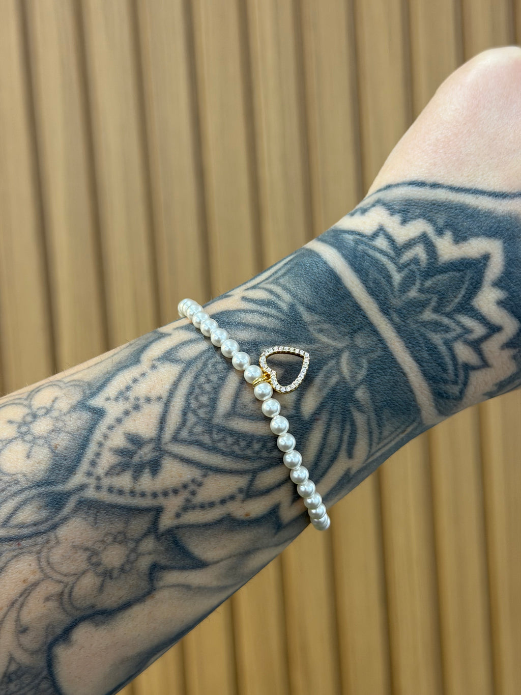 BRACCIALE PERLE CON CUORE PENDENTE ARGENTO 925
