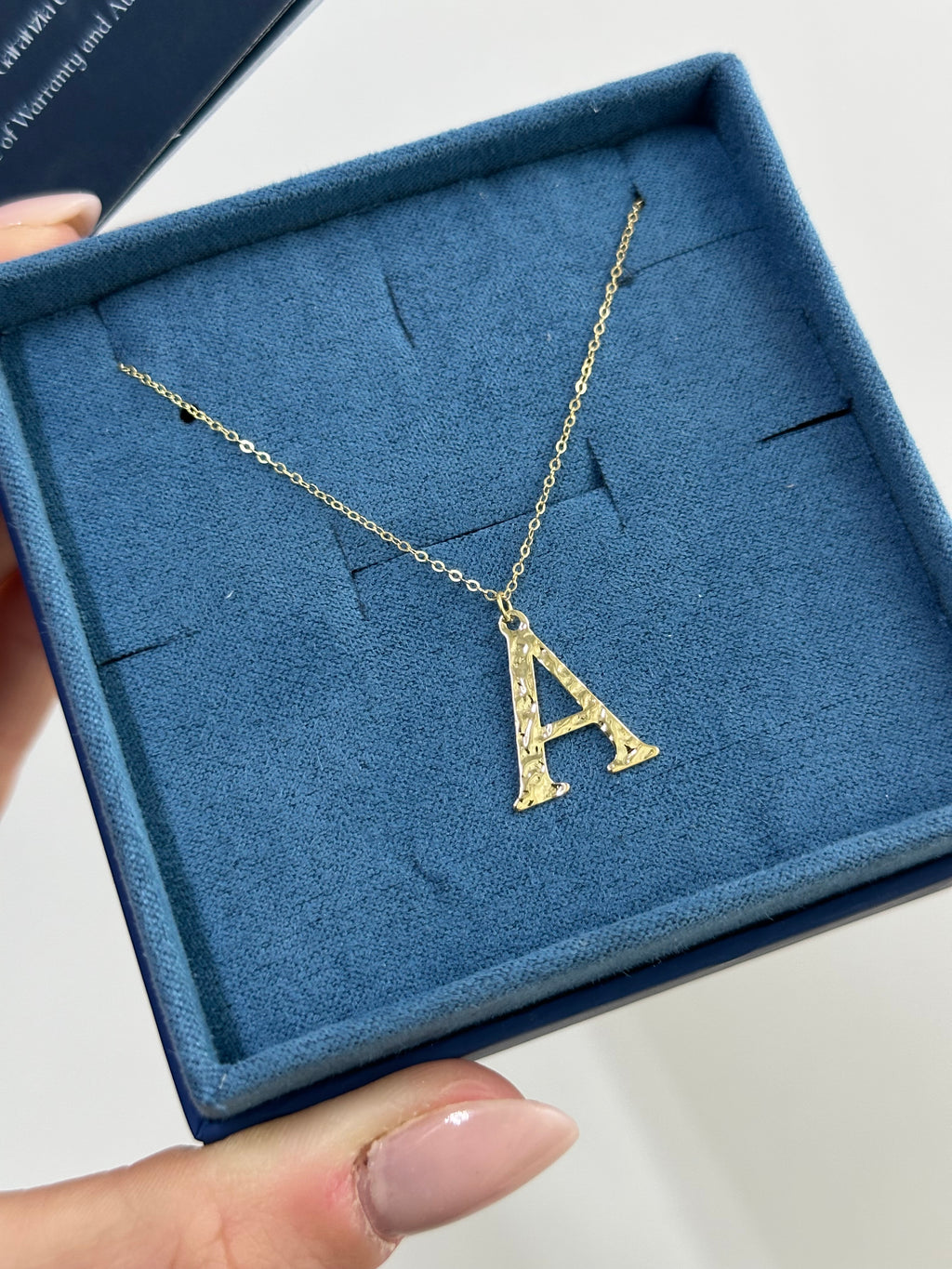 COLLANA INIZIALE A ORO 9 CARATI