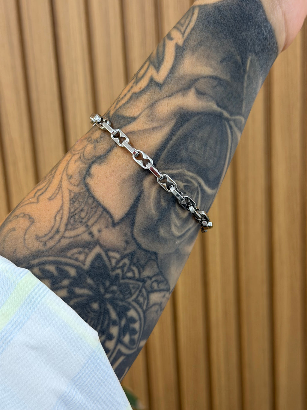 BRACCIALE URBAN IN ACCIAIO