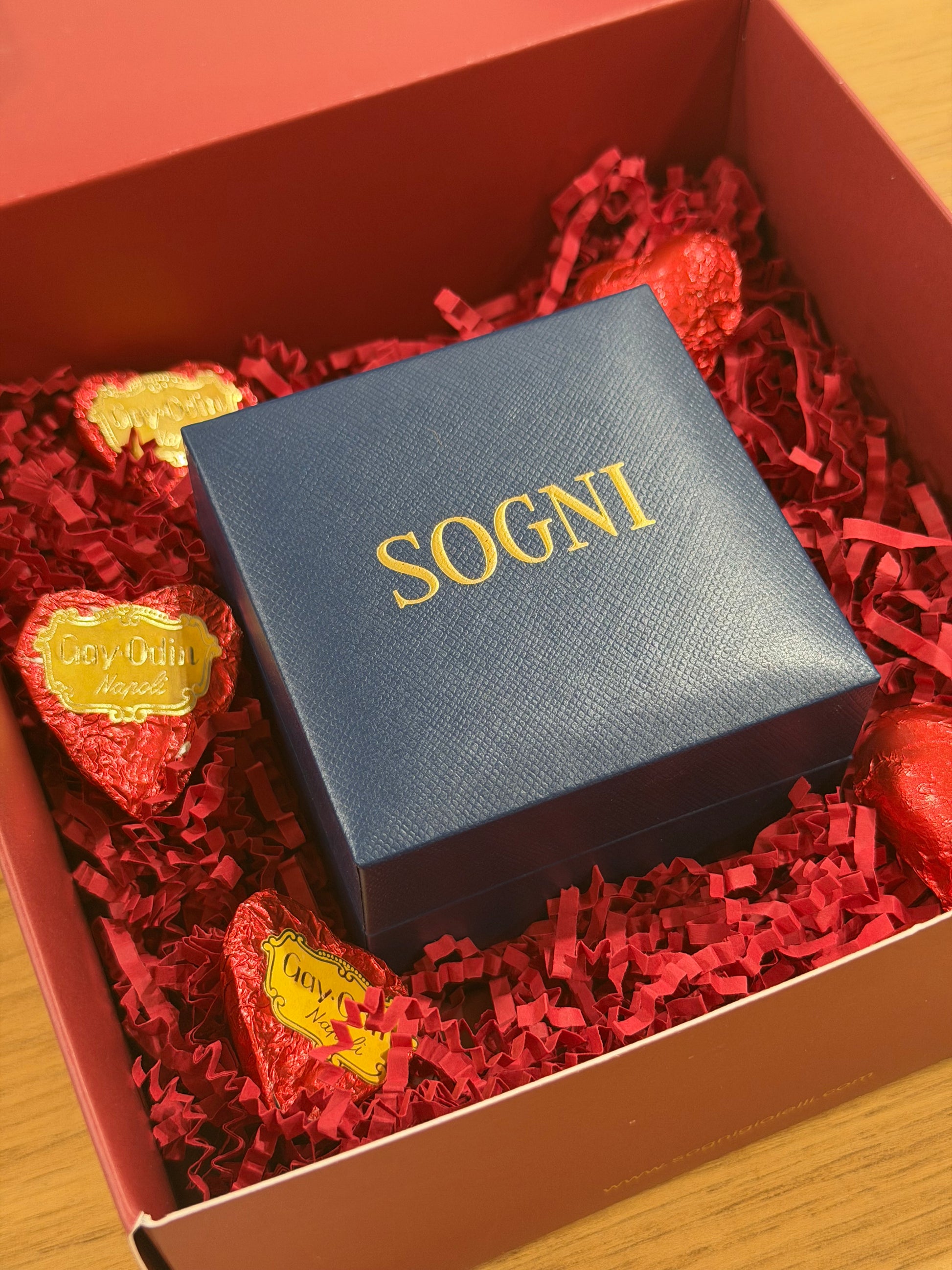 BOX SOGNI CON COMPLETO CUORE GAY-ODIN