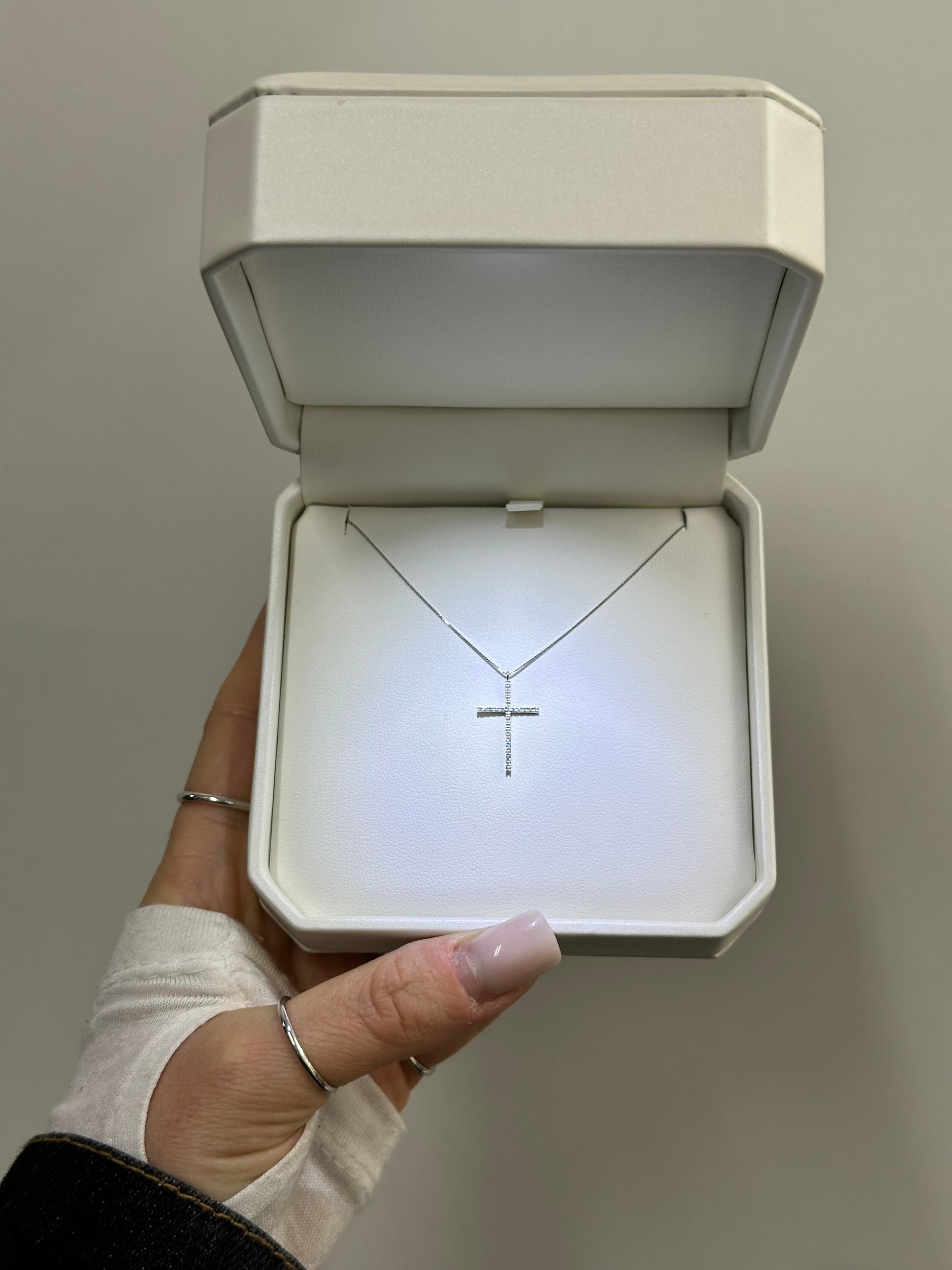 COLLANA CROCE ORO 18KT CON DIAMANTI