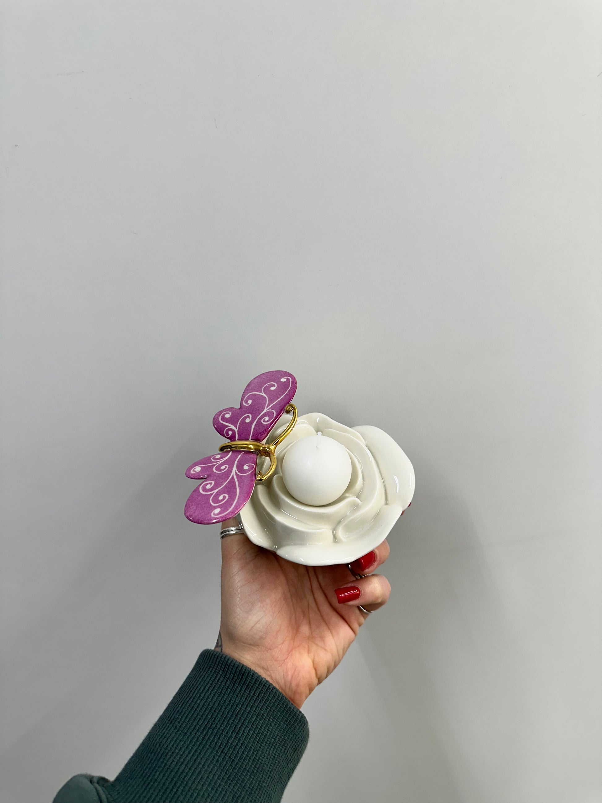 CANDELA ROSA CON FARFALLA VIOLA CERAMICA DI CAPODIMONTE