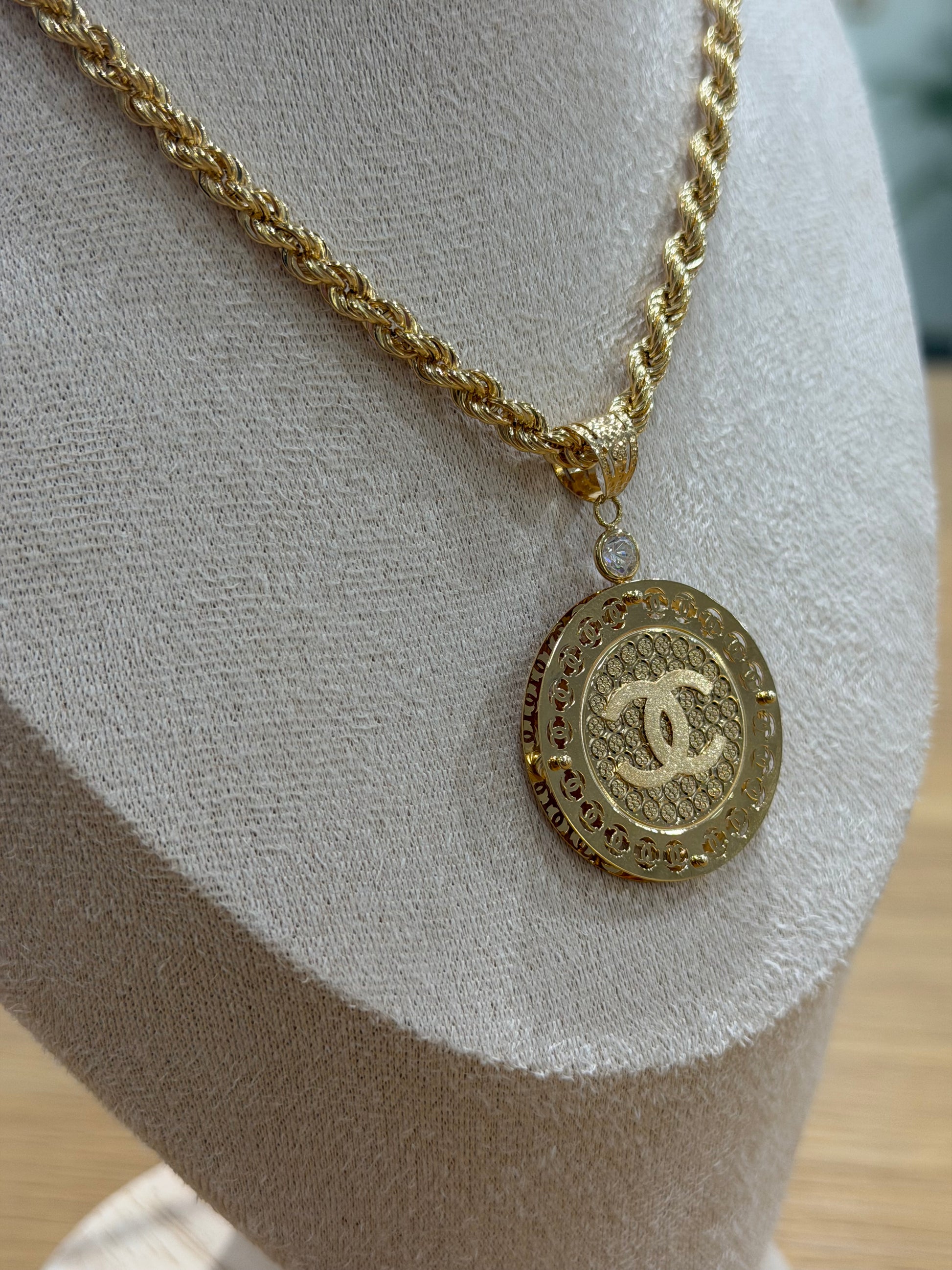 COLLANA ORO 18KT LASER CON CIONDOLO DOPPIA C