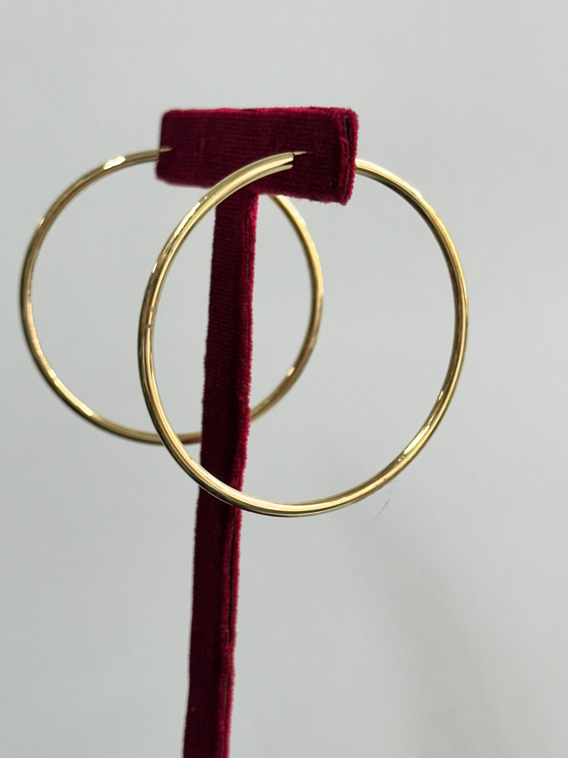 CERCHI IN ORO 18KT CON CHIUSURA A SCOMPARSA