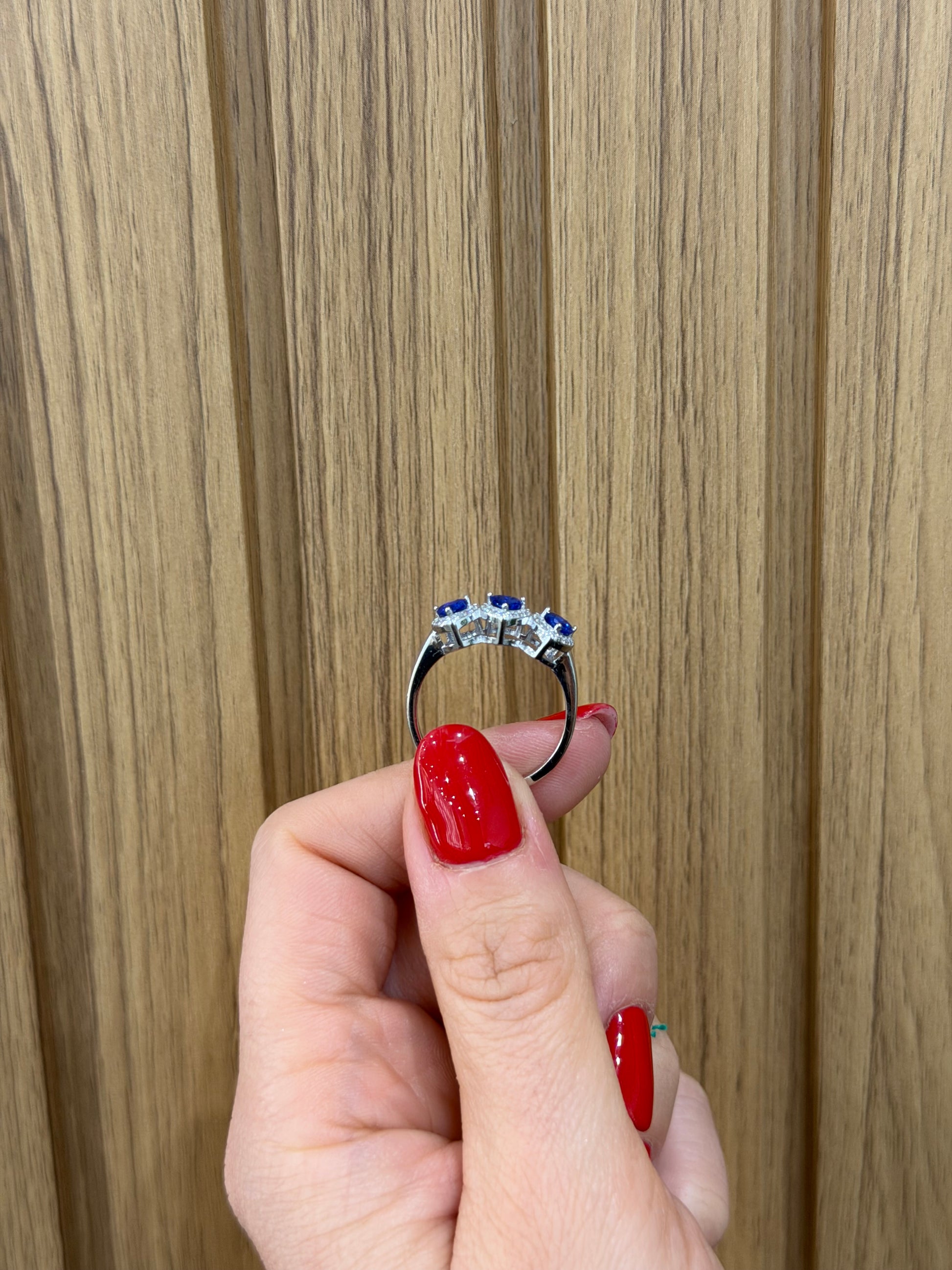 ANELLO ARGENTO 3 CUORI BLU