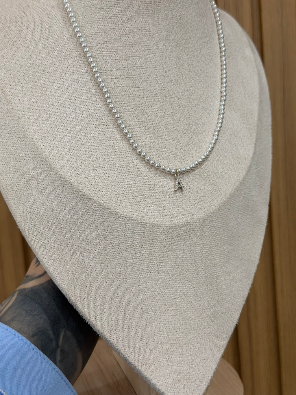 COLLANA MICRO PERLA LETTERA A ARGENTO 925