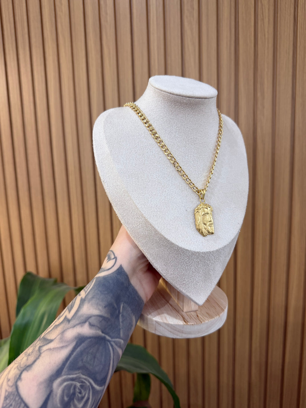 COLLANA GRUMETTA CON VOLTO DI CRISTO ORO 18KT