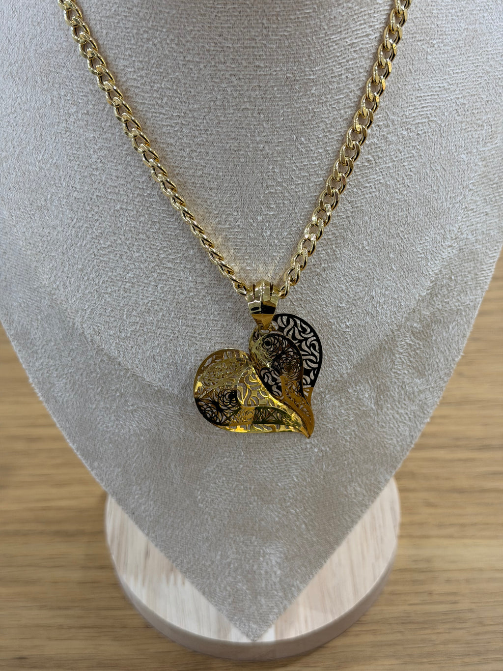 COLLANA GRUMETTA CON CUORE ORO 18KT