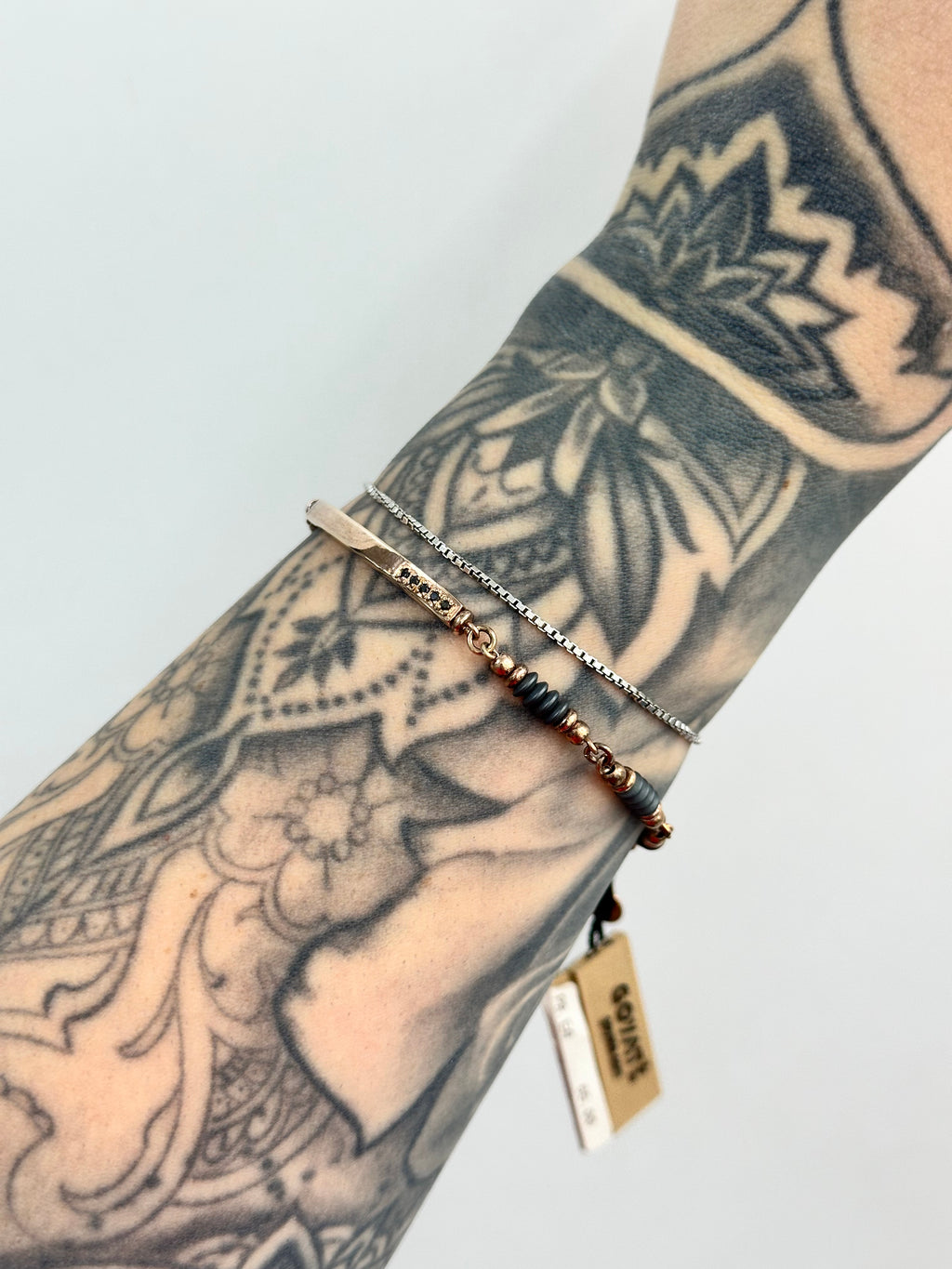 BRACCIALE GOYATÈ CON TARGA ZIRCONATA ARGENTO