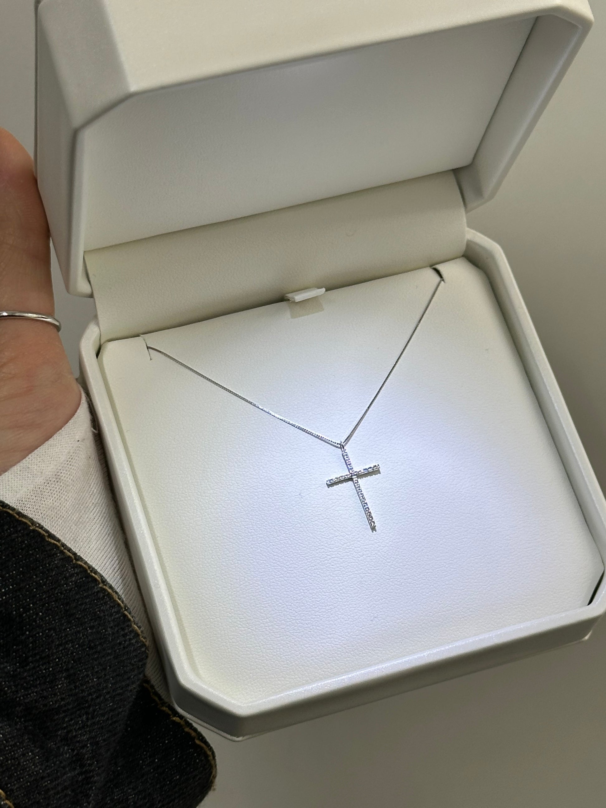 COLLANA CROCE ORO 18KT CON DIAMANTI