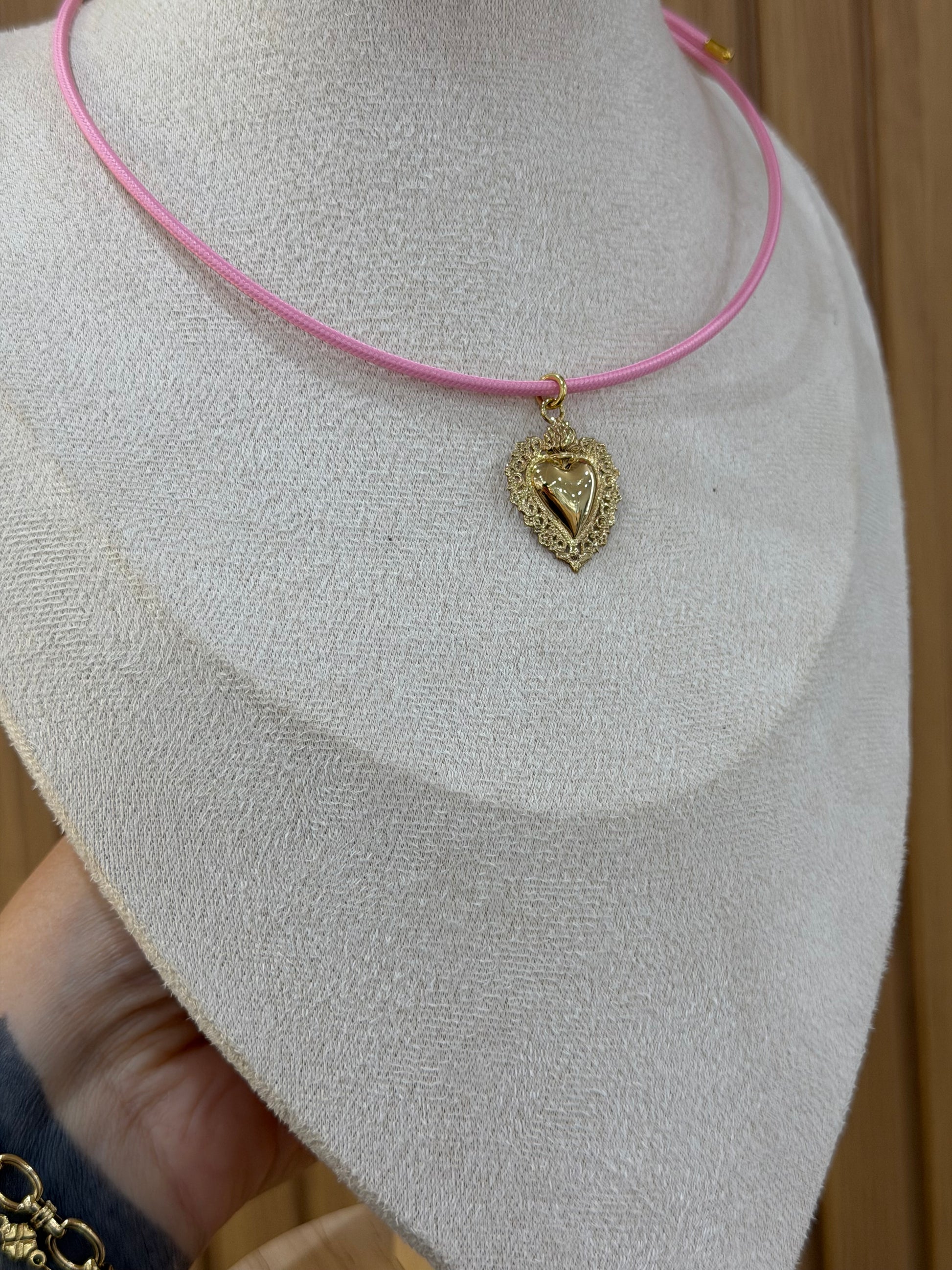 LACCIO COLORS CON CIONDOLO CUORE SACRO ARGENTO 925