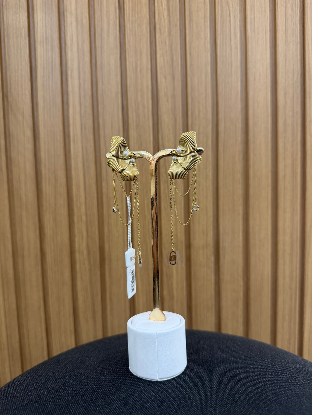 ORECCHINI PENDENTI CON MAXI FIORE LIU JO