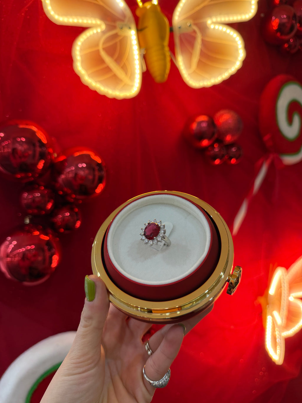 BOX PALLINA DI NATALE CON ANELLO BIG KATE ARGENTO 925