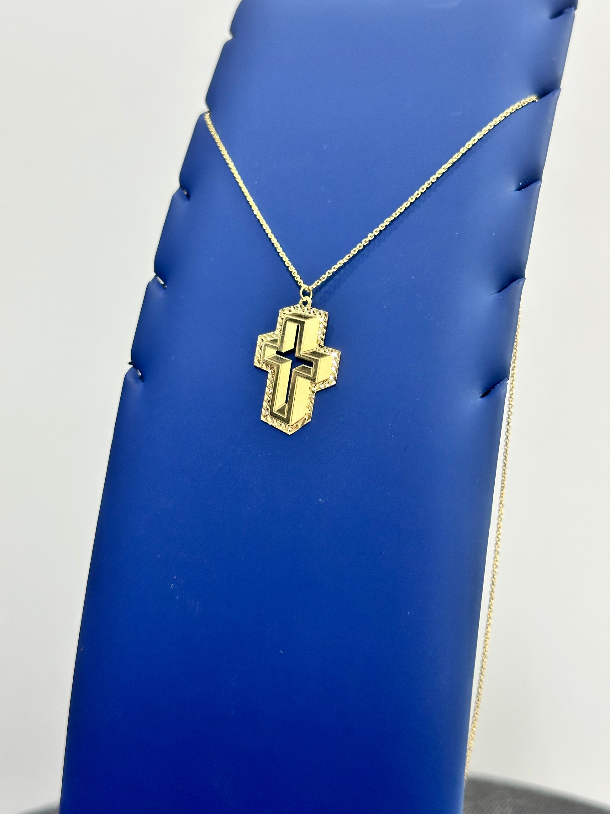 COLLANA CON CROCE 3D DANA ORO 9 CARATI
