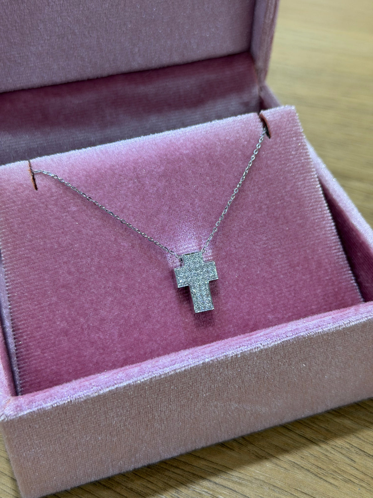 COLLANA ORO 18KT CROCE CON DIAMANTI CLASSIC
