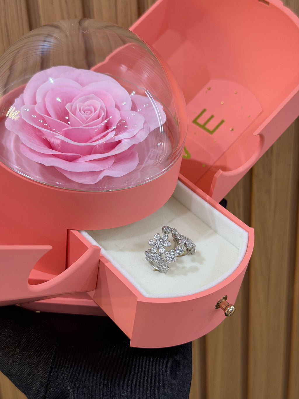 BOX PURE CON ANELLO FLOWERS ARGENTO 925