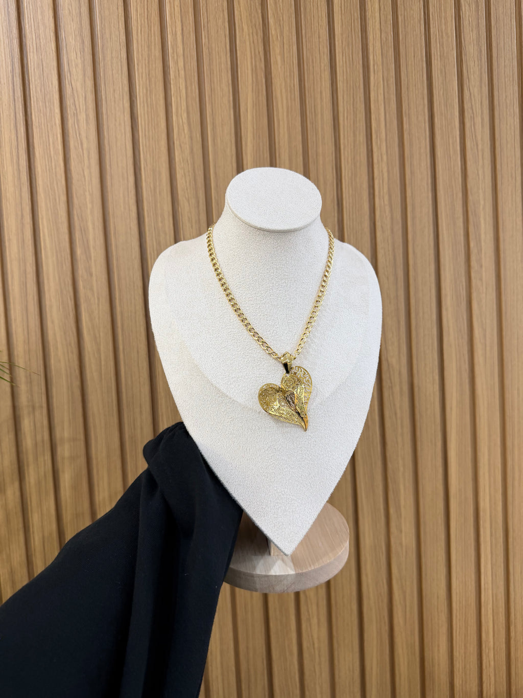 COLLANA GRUMETTA CON CUORE ORO 18KT