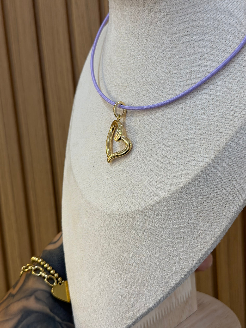 COLLANA CALAMITA CON CIONDOLO CUORE ORO 18KT