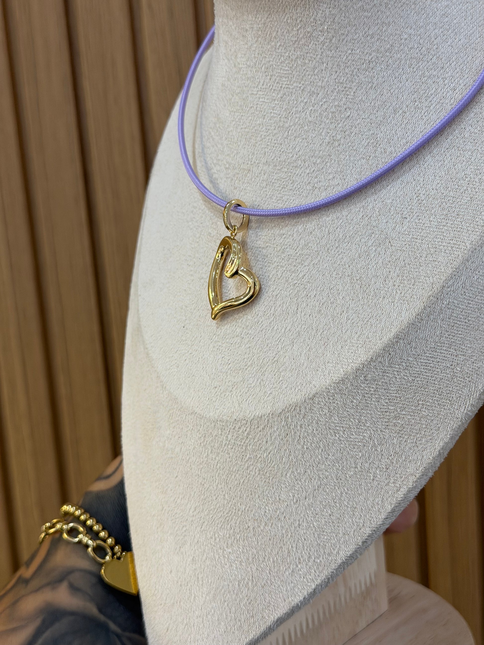 COLLANA CALAMITA CON CIONDOLO CUORE ORO 18KT