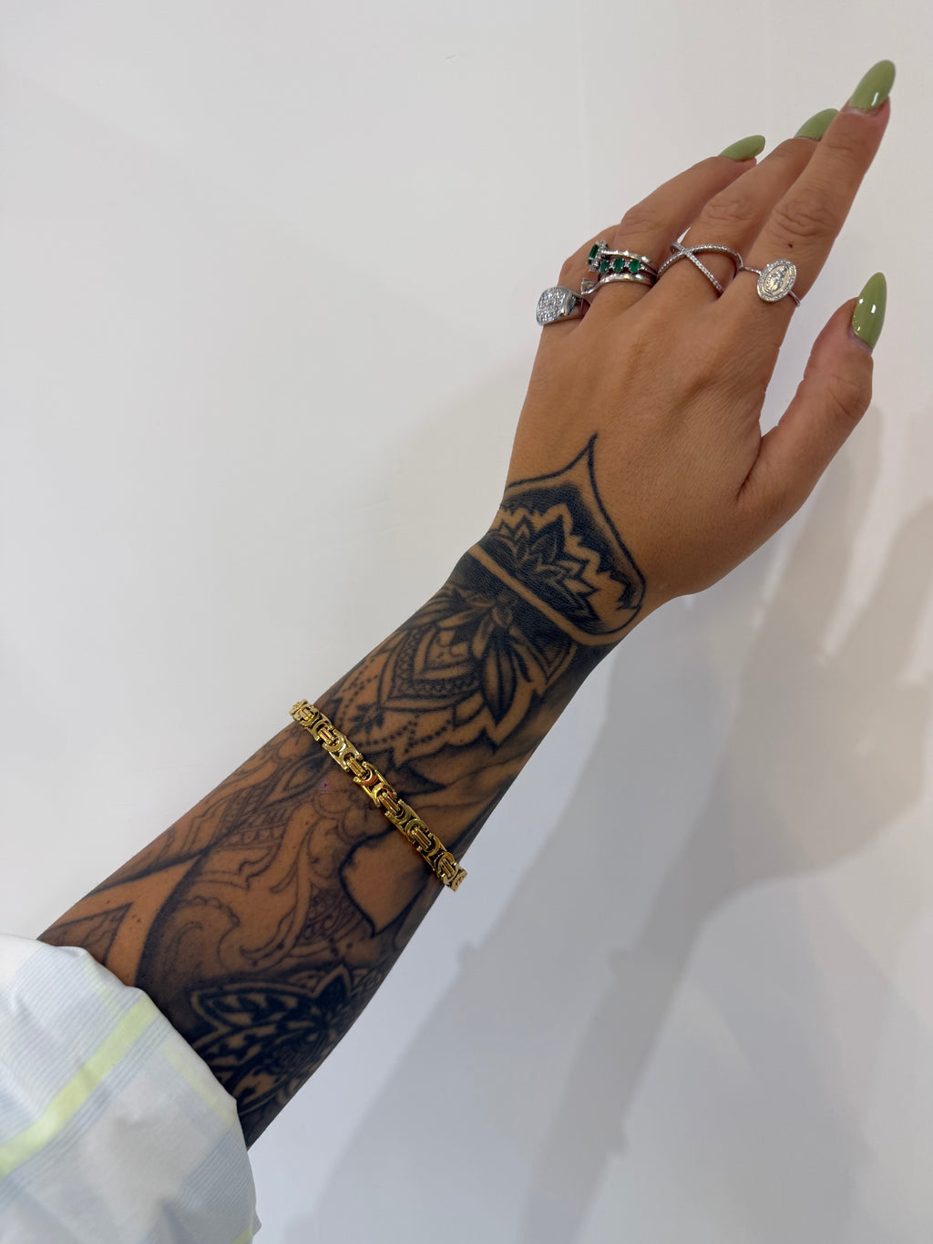BRACCIALE ENEA ACCIAIO CON DORATURA