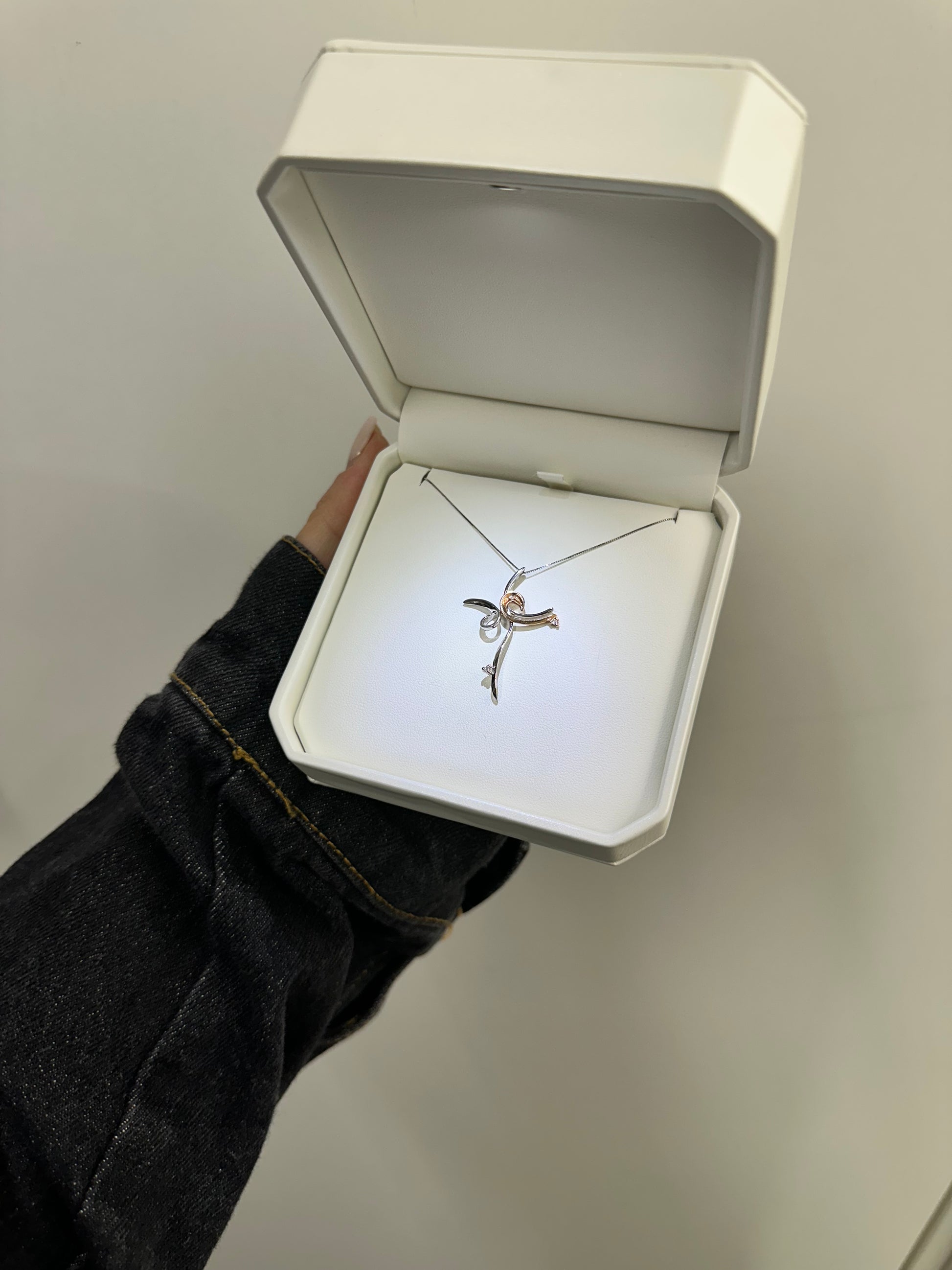 COLLANA CROCE ORO 18KT CON DIAMANTI