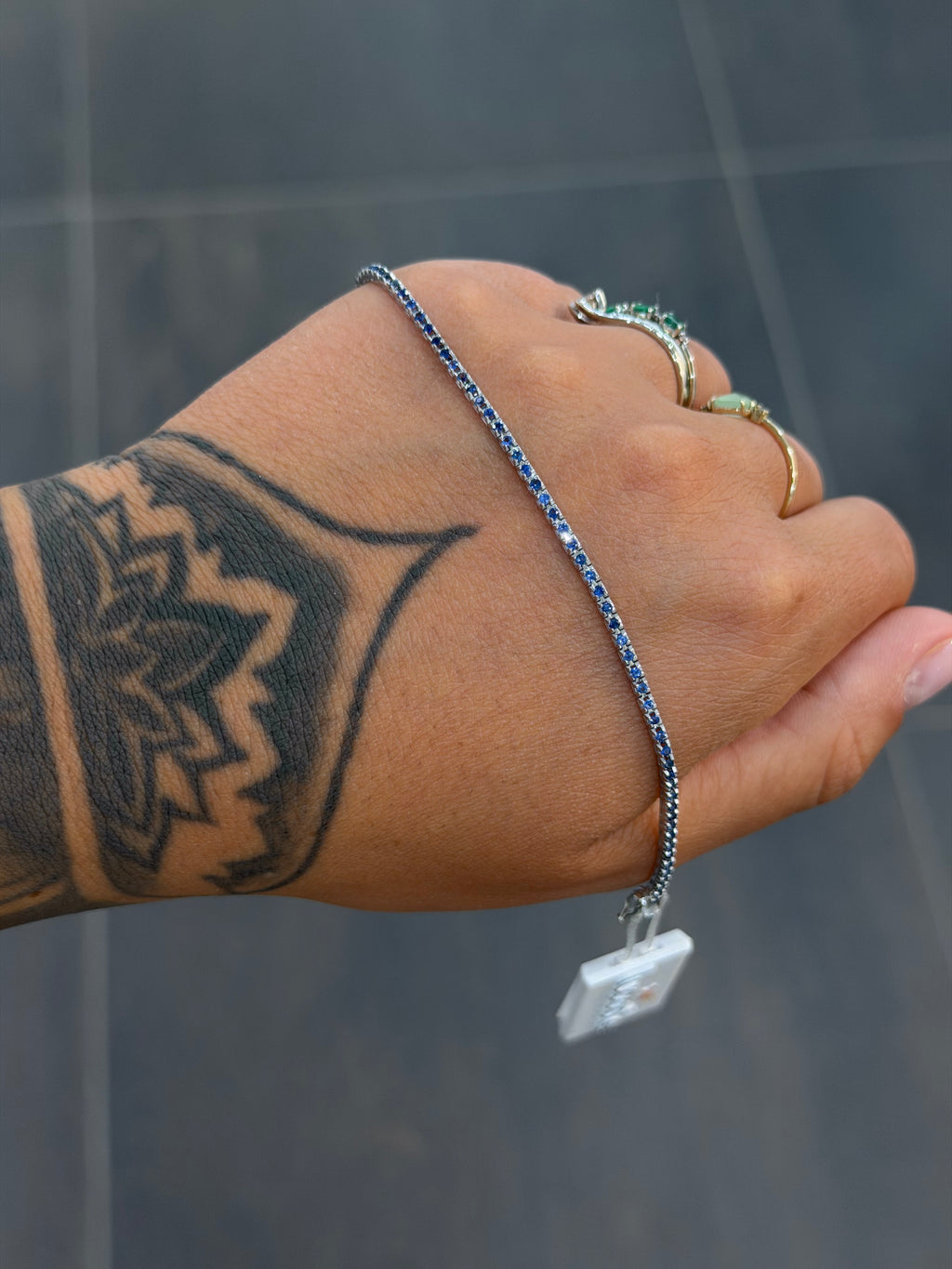 BRACCIALE ORO CON ZAFFIRI BLU
