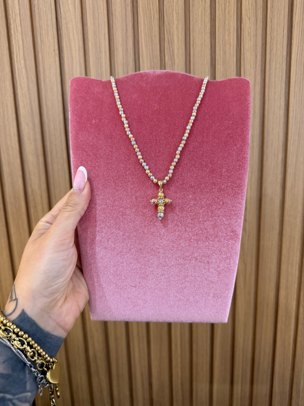COLLANA MILLELUCI CON CROCE ORO 18KT