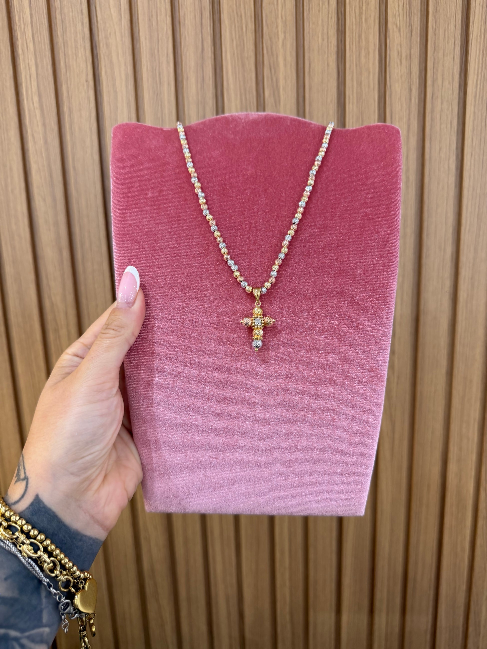 COLLANA MILLELUCI CON CROCE ORO 18KT