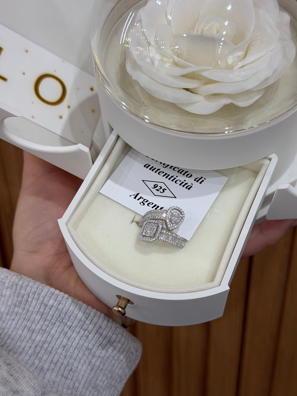 BOX PURE CON ANELLO INCANTO ARGENTO 925