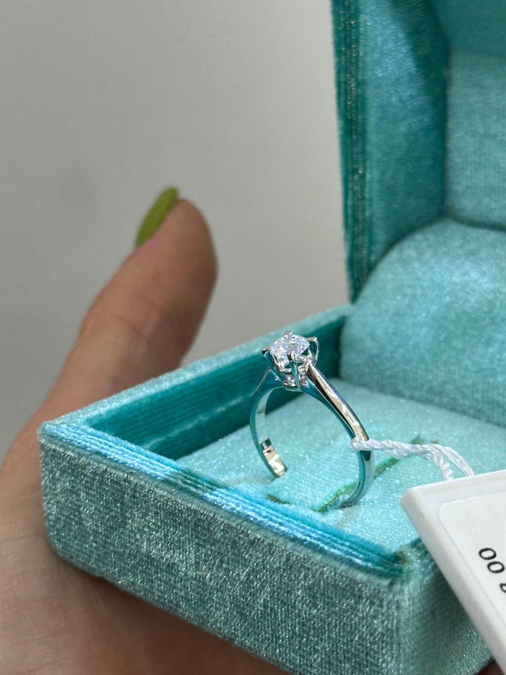 ANELLO SOLITARIO ORO 18KT CON DIAMANTE