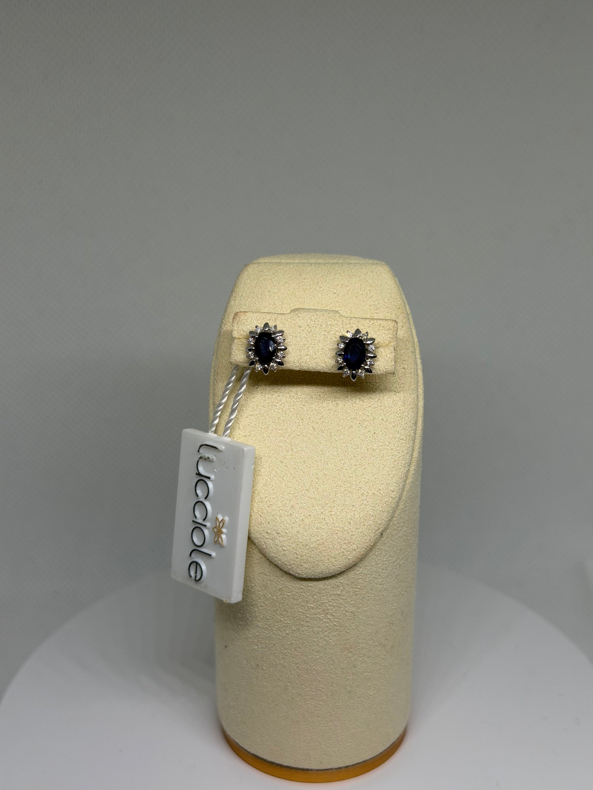 ORECCHINI ORO 18KT CON DIAMANTI E ZAFFIRO BLU