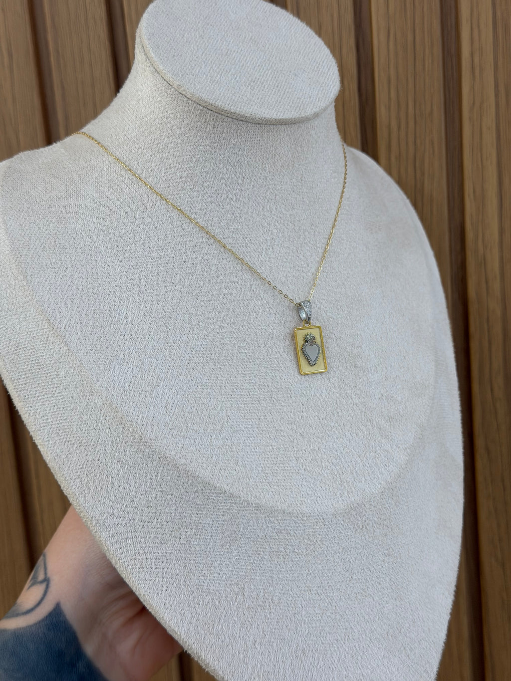 COLLANA MEDAGLIETTA CON CUORE SACRO ARGENTO 925