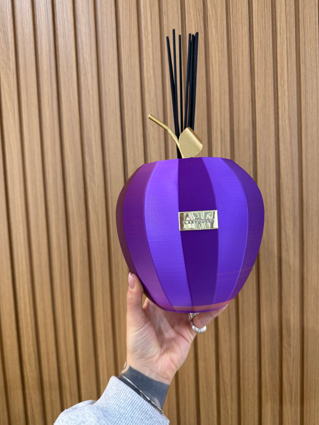 PROFUMATORE MELA ILARY QUEEN