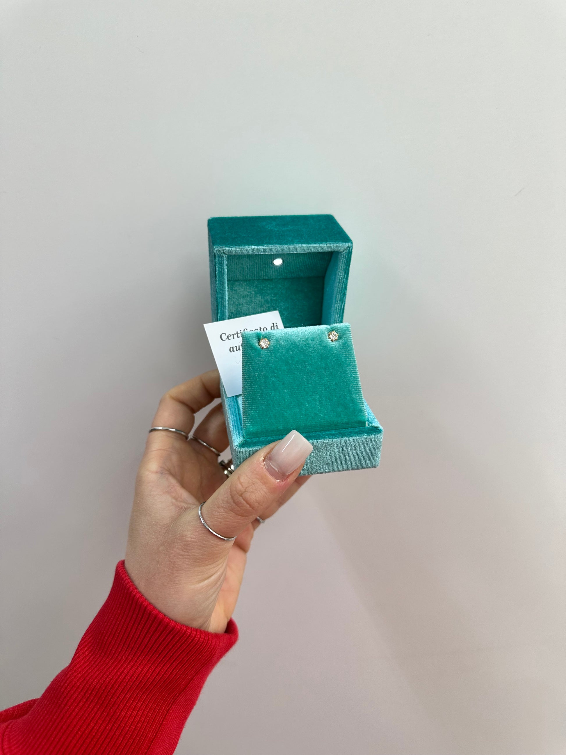 ORECCHINI PUNTO LUCE ORO 18KT