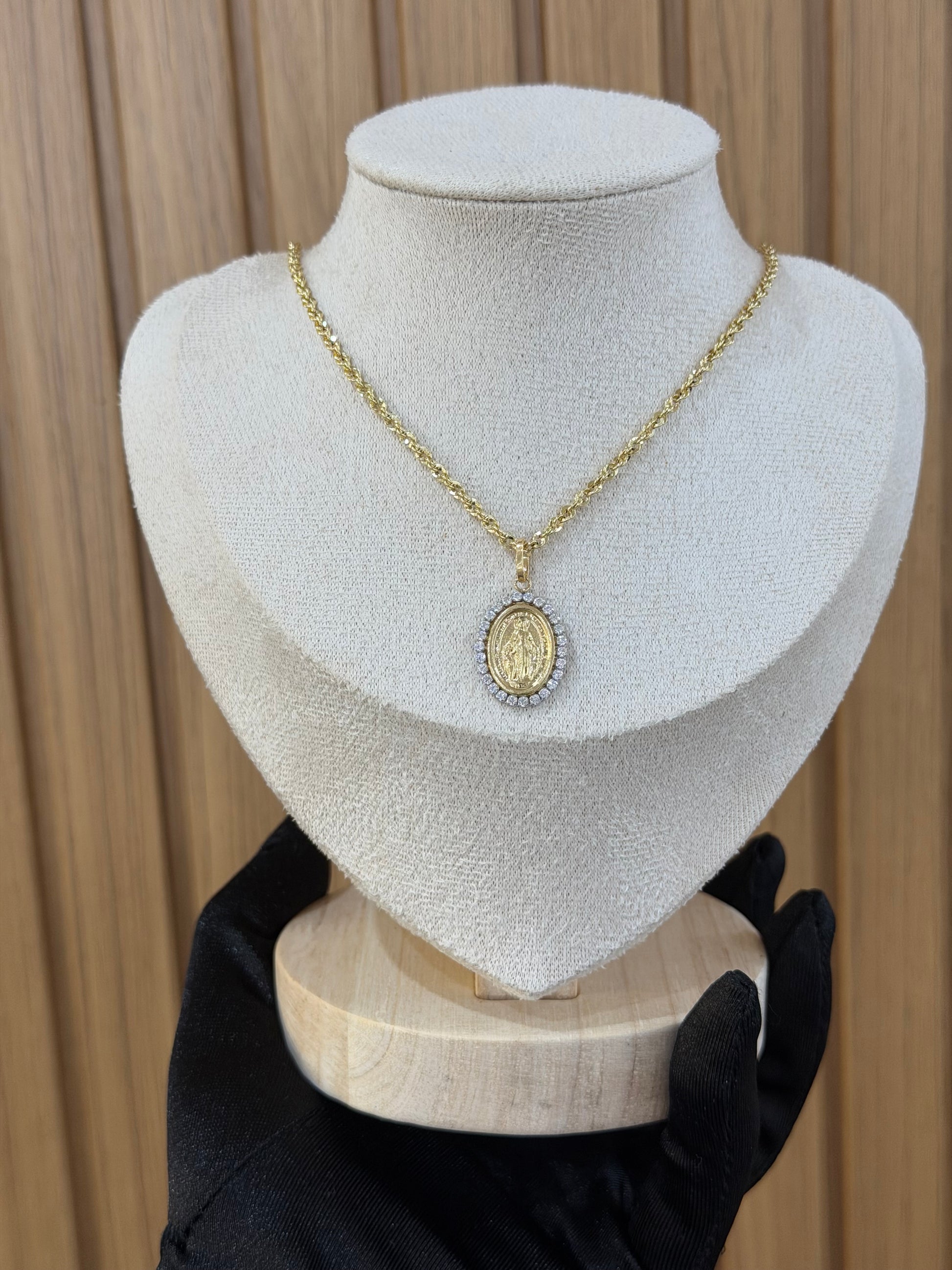 COLLANA LASER ORO 18KT CON MADONNINA ZIRCONATA