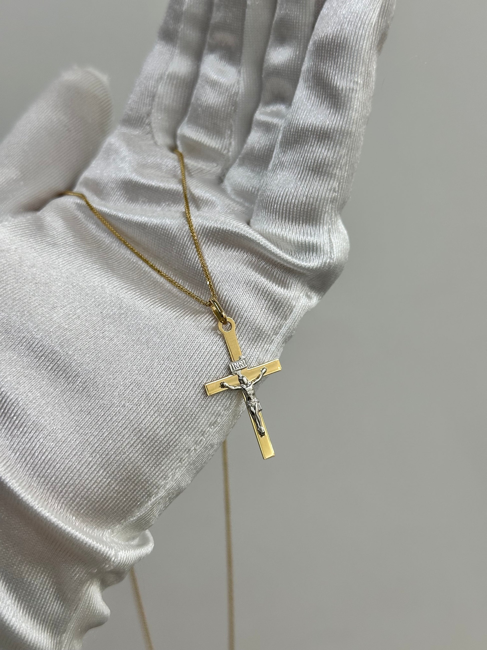 COLLANA CON CROCE BICOLORE E SPIGHETTA ORO 18KT