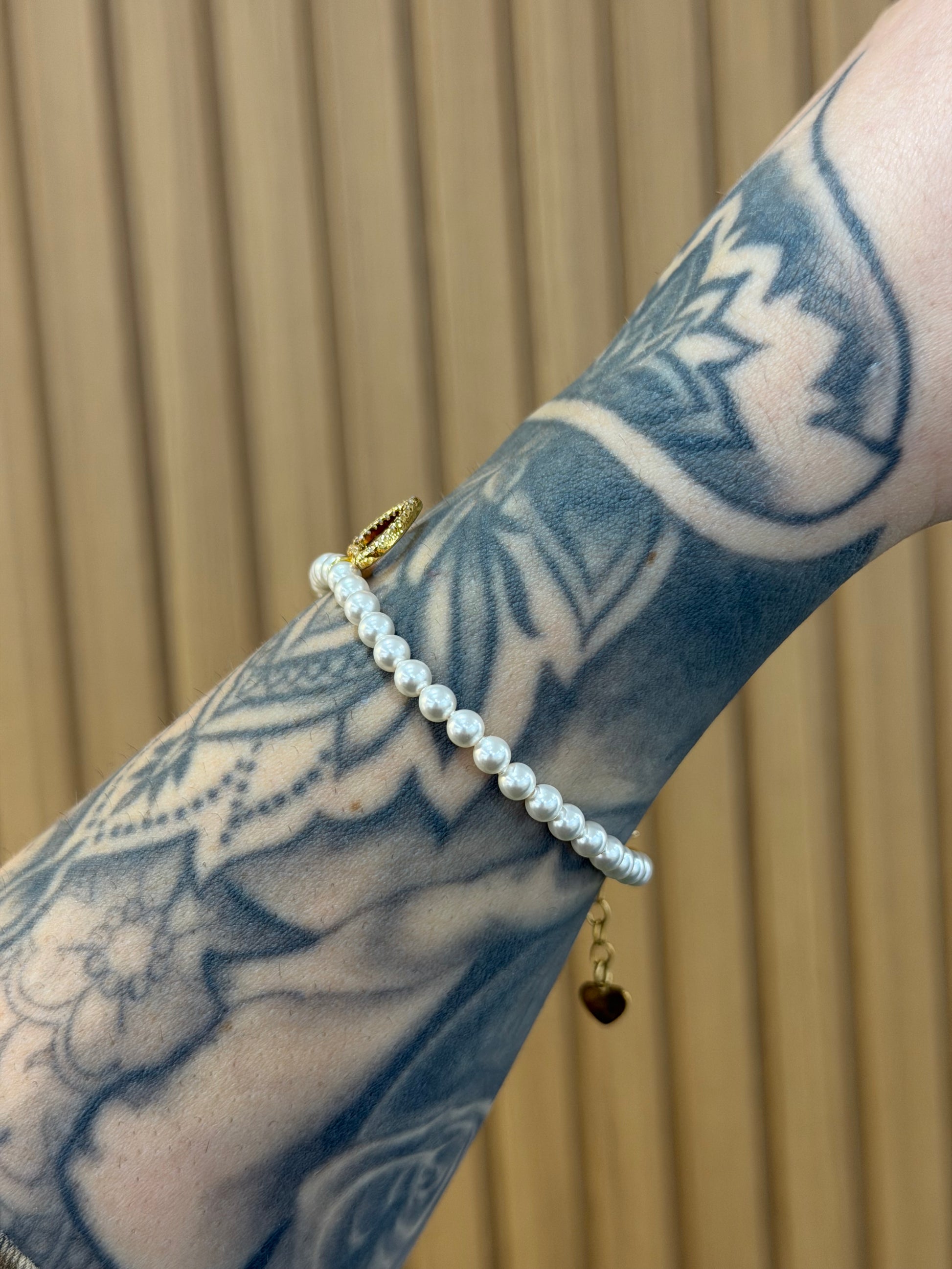BRACCIALE PERLE CON CUORE PENDENTE ARGENTO 925