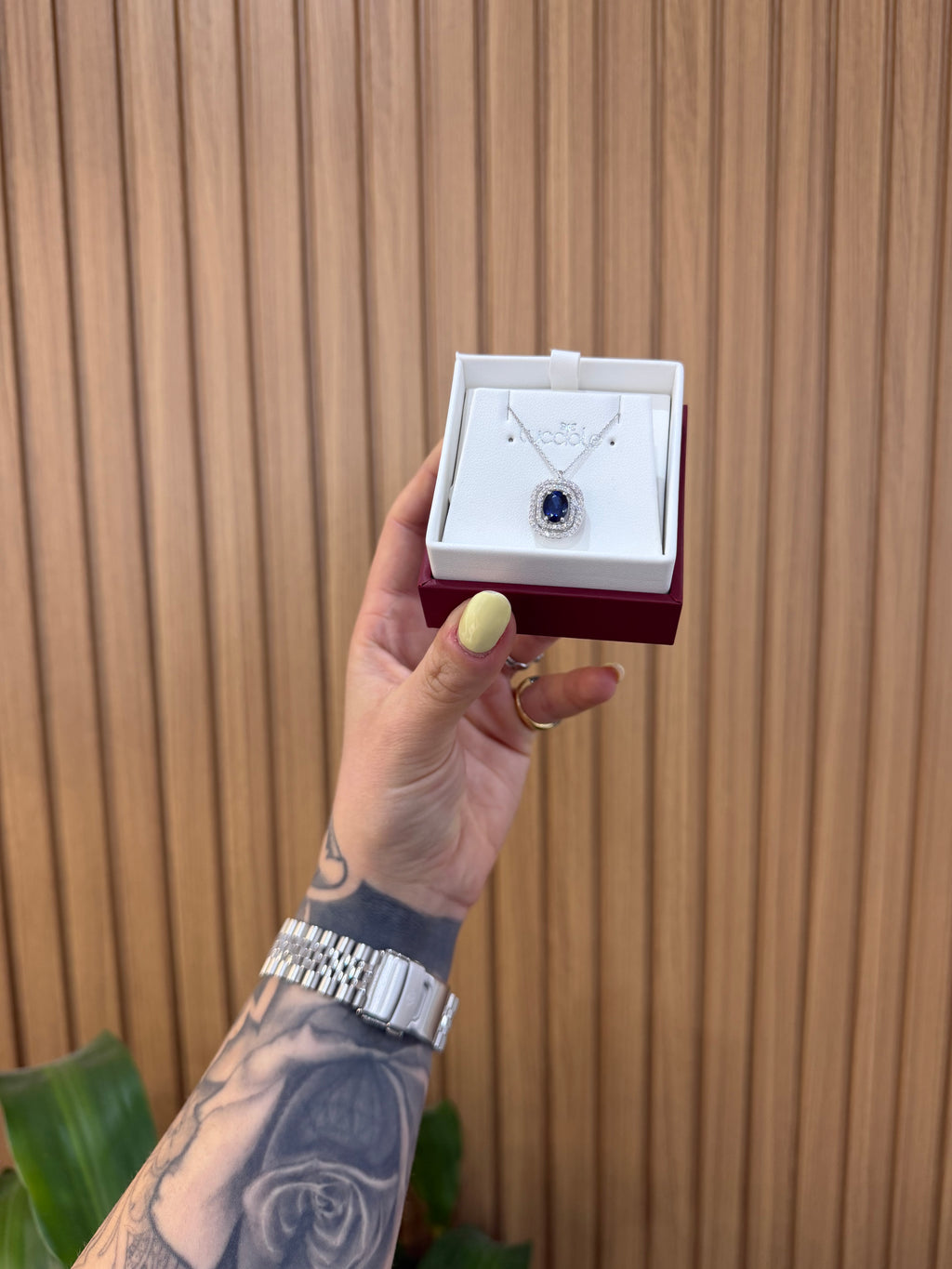 COLLANA ORO 18KT CON DIAMANTI E ZAFFIRO BLU LUCCIOLE
