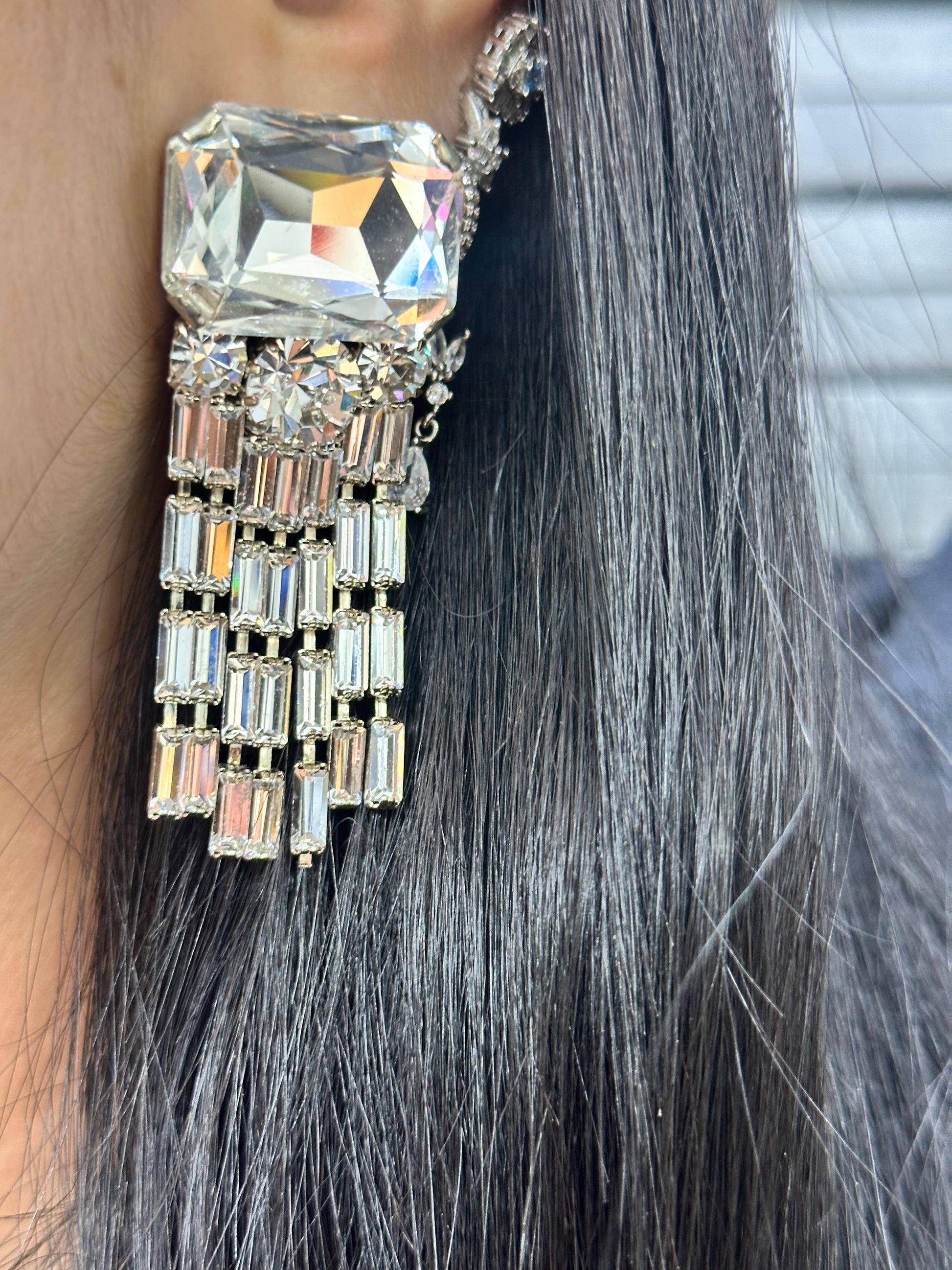 ORECCHINI SAKI PIETRE BIANCHE