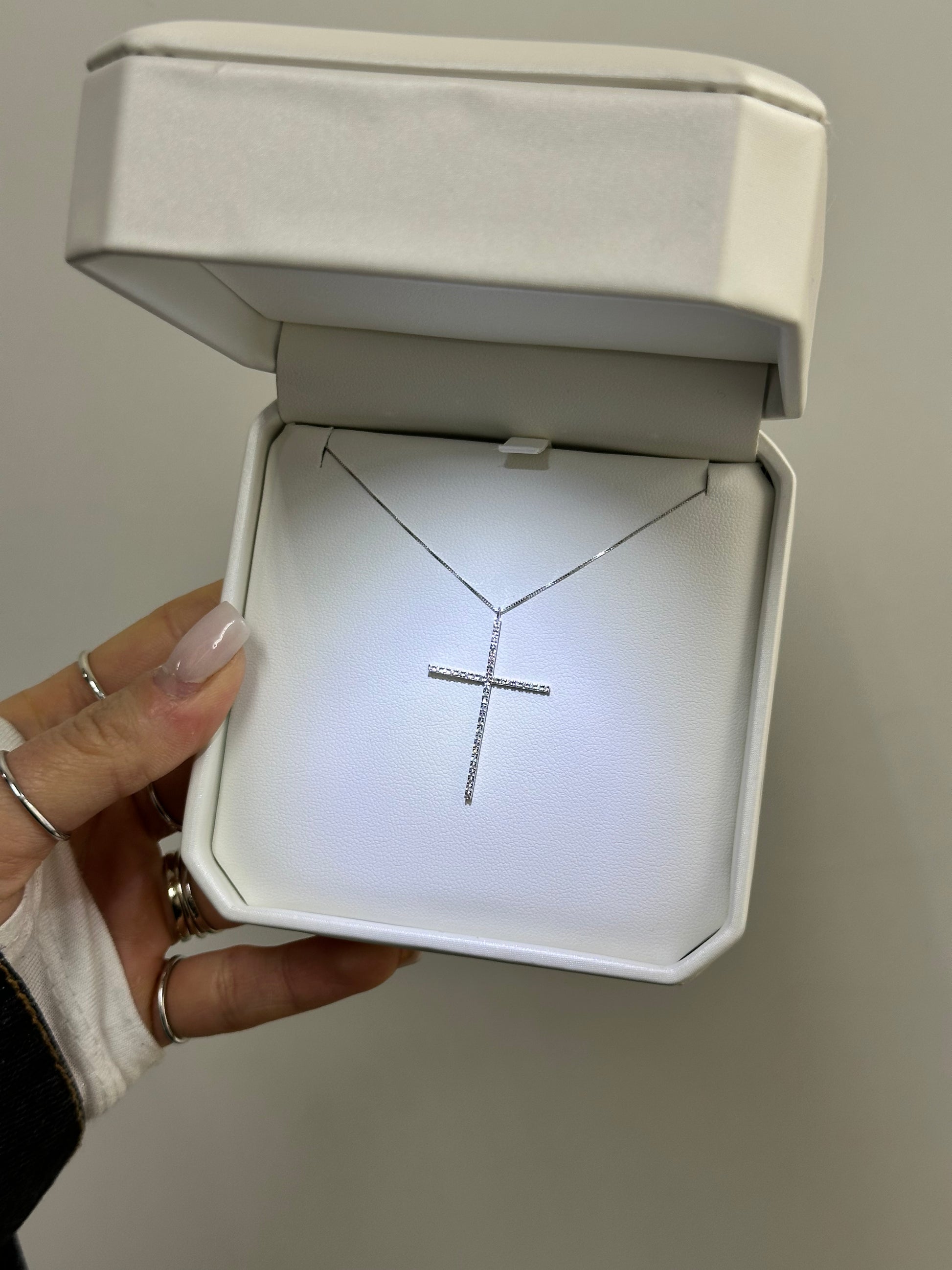 COLLANA CROCE ORO 18KT CON DIAMANTI