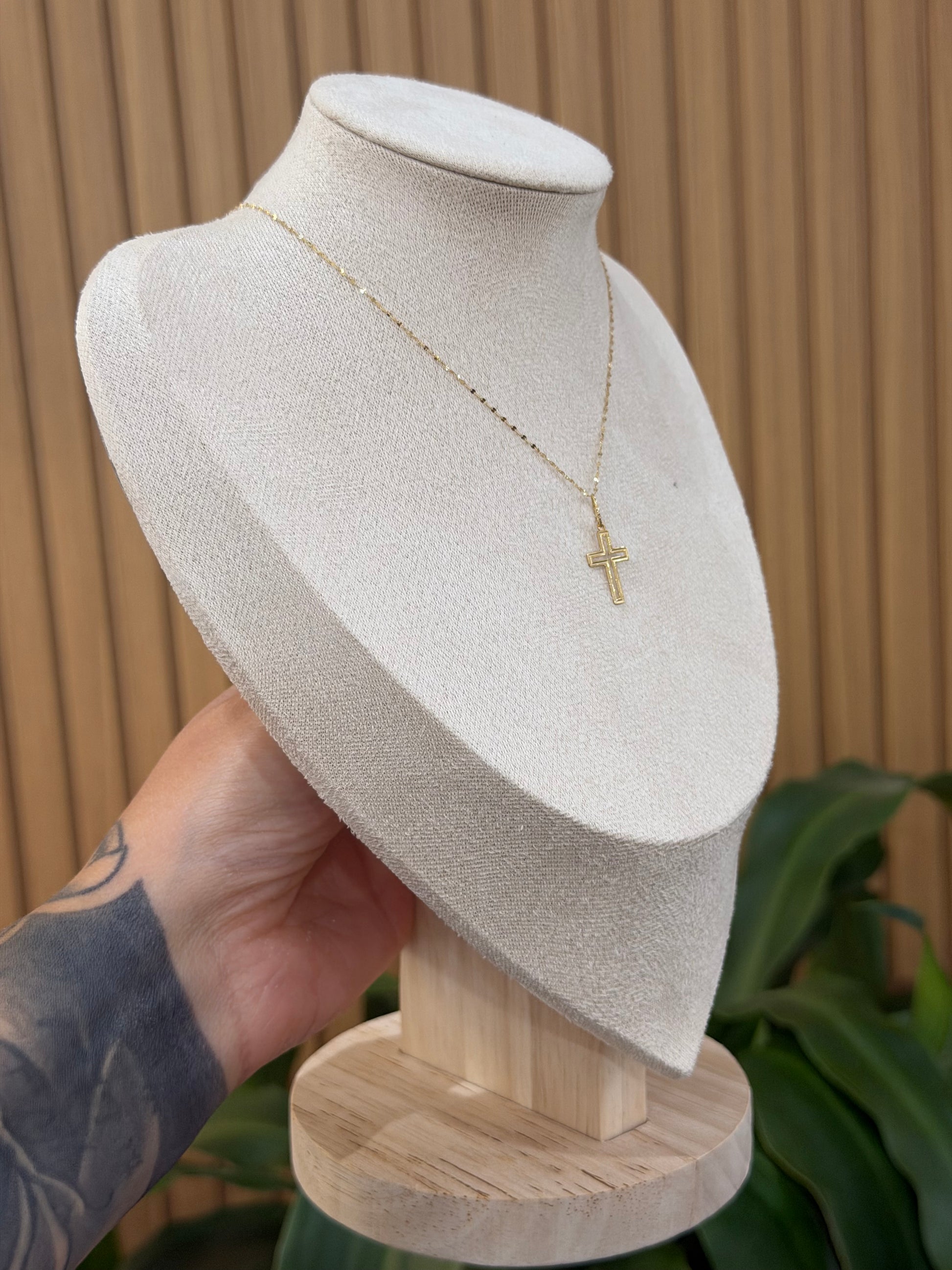COLLANA ORO 18KT CON CROCE TRAFORATA