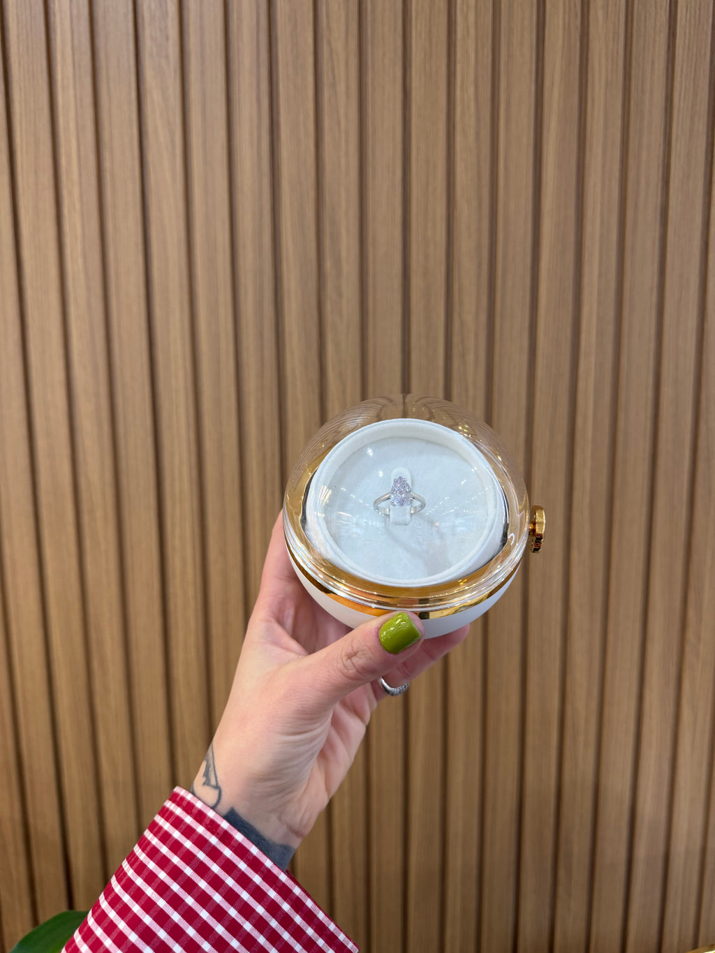 BOX PALLINA DI NATALE CON ANELLO GOCCIA IN ARGENTO 925