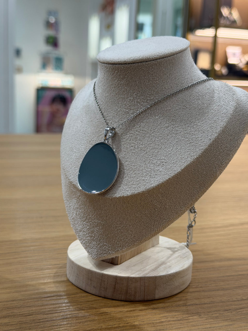 COLLANA MEDAGLIONE SMALTATO GREY MEWO